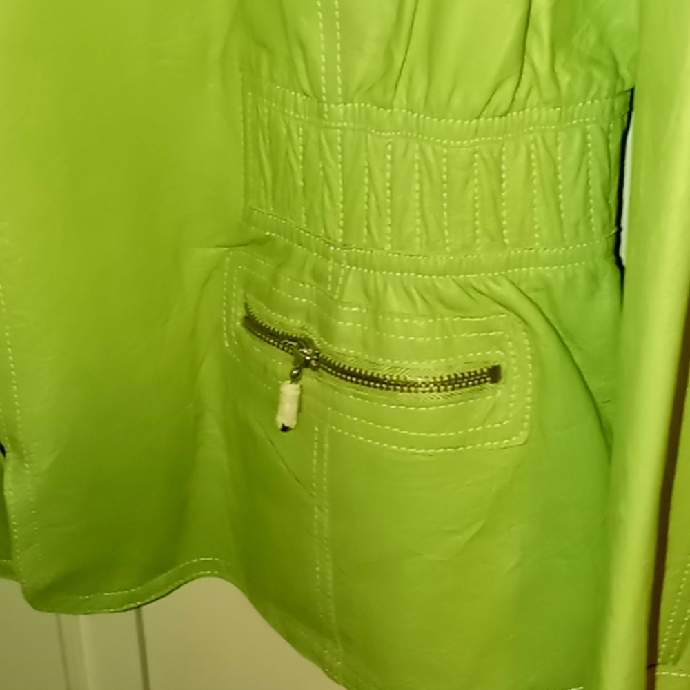 Leather Jacket - Picture 6 of 7
